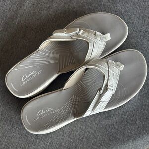 Clarks Cloudsteppers Women's White Sandals